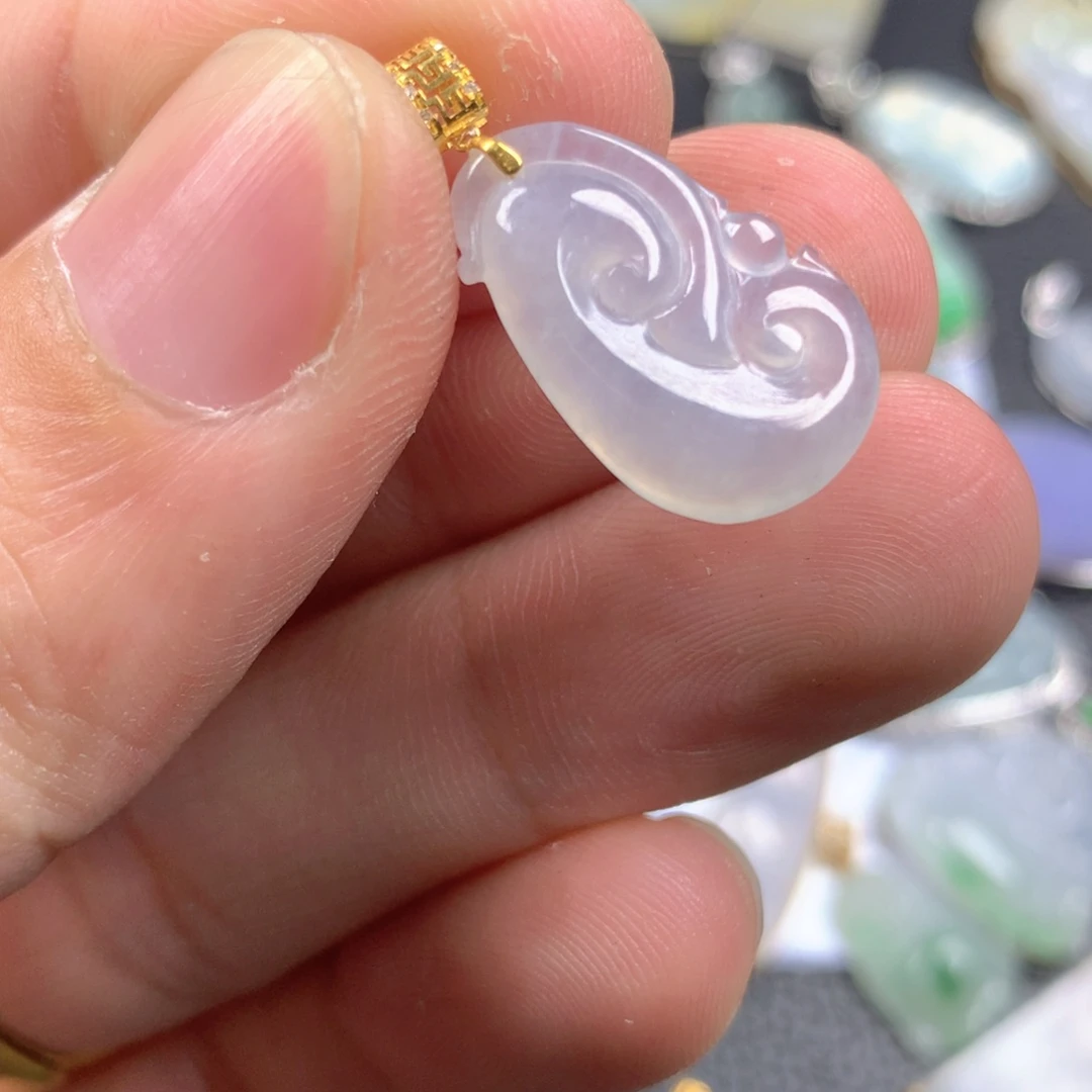 【闪购商品】翡翠颈饰18K金镶嵌翡翠