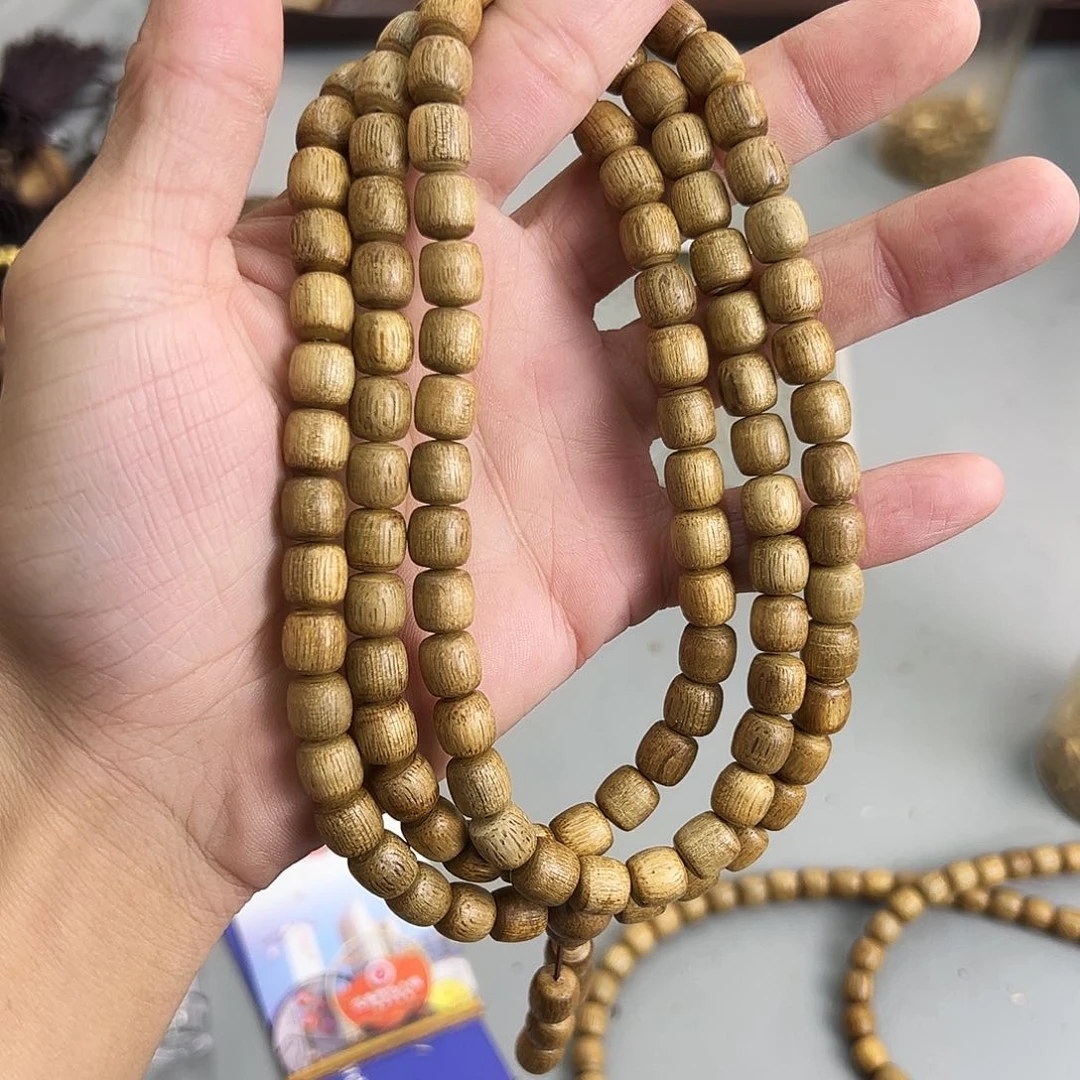 沉香沉香香囊海南黄油格0.8mm鼓珠多圈，多样性发一