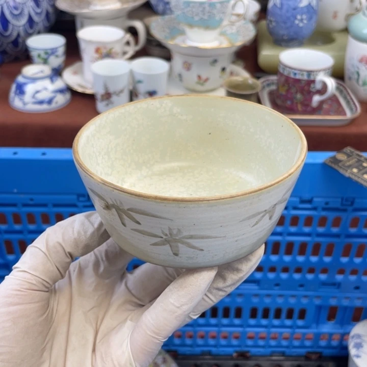 他家瓷器真美…开播了