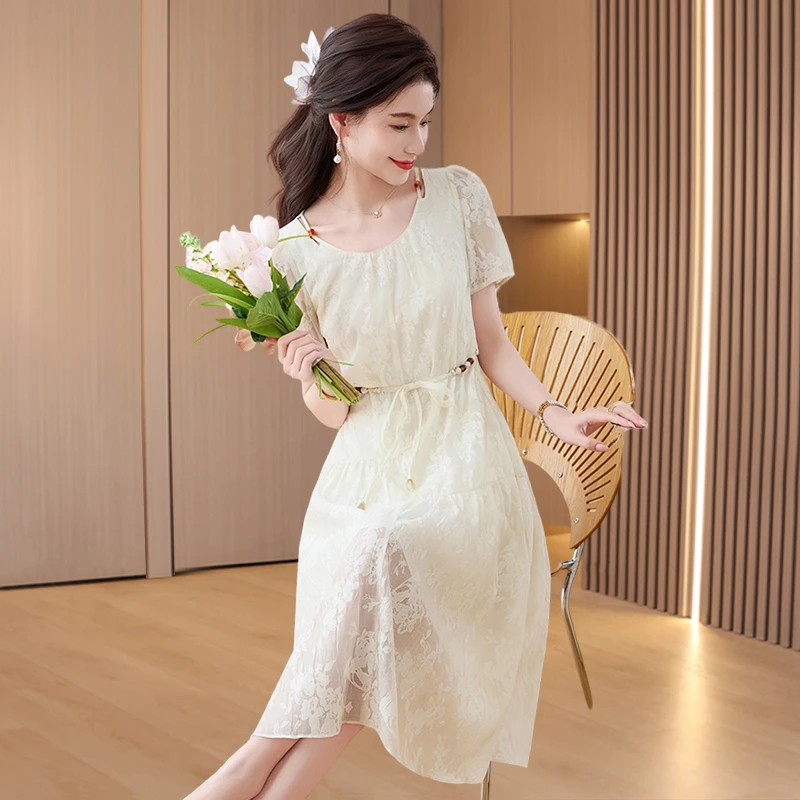 夏天巨好看的连衣裙女夏2025新款流行爆款十三行出席重要场合裙子