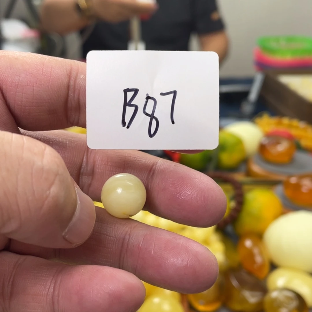 手链琥珀未镶嵌多样性发，发其中一件