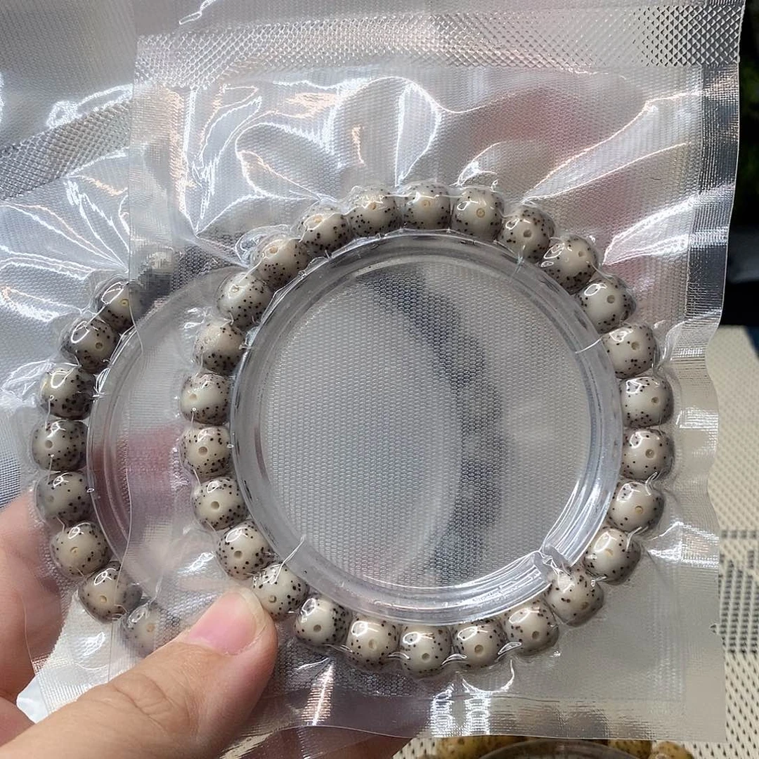 星月菩提吊坠石玉大眼单圈98