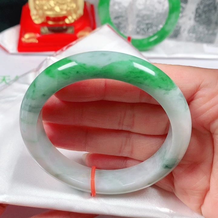 未镶嵌手镯翡翠   编号0172 正圈56+