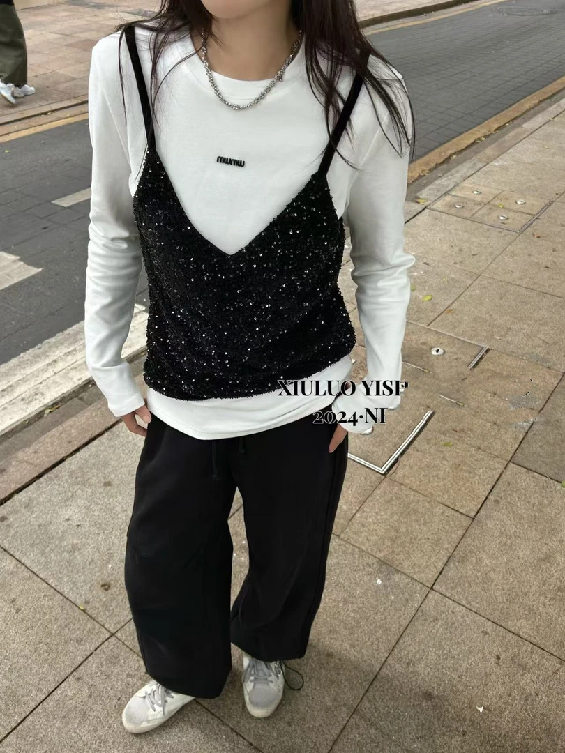KW 【两件套】时尚百搭显瘦无袖背心女休闲两件套上衣