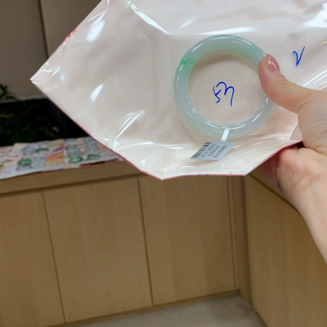 未镶嵌手镯翡翠不退不换