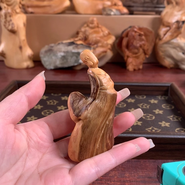 柏木（崖柏）根雕摆件