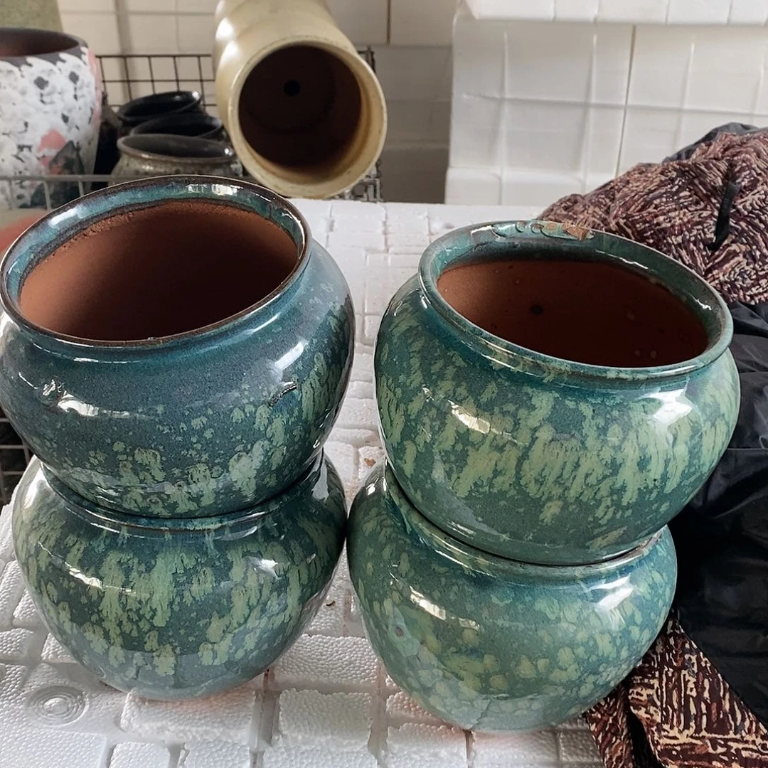 紫砂花盆瑕疵15/15；bkygvb