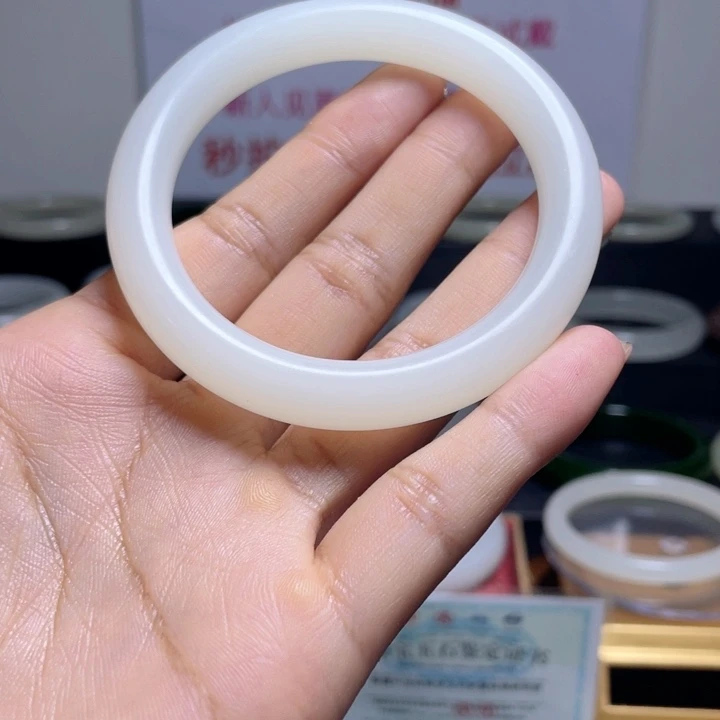 一级白细圆条57圈口