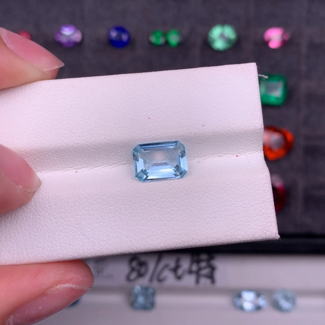 海蓝宝石裸石未镶嵌1.62ct特价不退不换