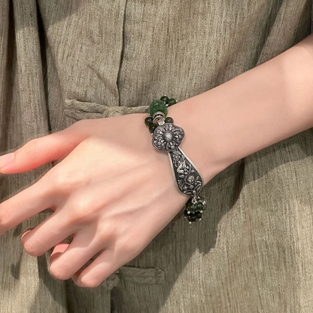 足银手链 <大头姐>S09745 蝙蝠如意锁吞米兽绿色串珠手链