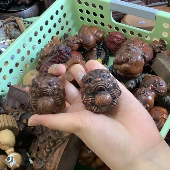 基哥日瓷中古百货