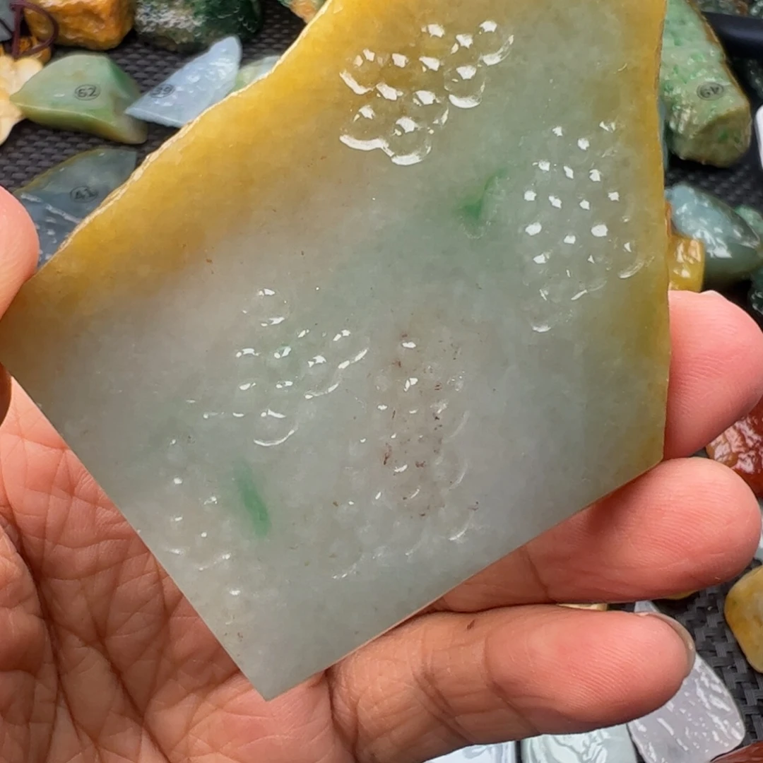 翡翠裸石缅甸翡翠