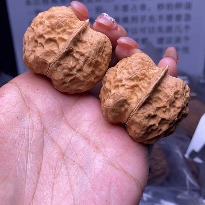 核桃云南野生铁核桃40号39mm