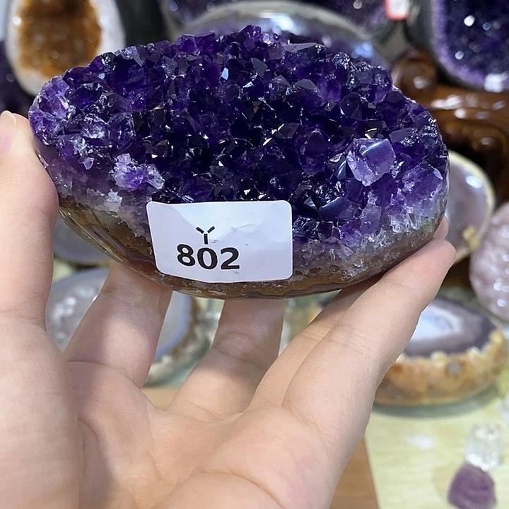 未镶嵌水晶大型摆件（非配饰）