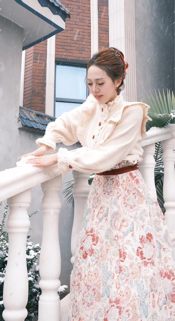 美丽自留同款法式复古白雪公主衬衫赫本花苞大摆裙复古