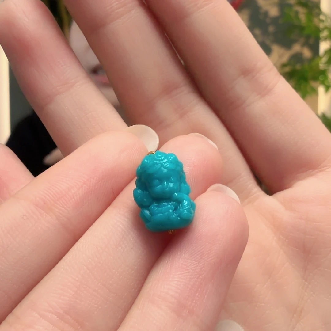 绿松石未镶嵌颈饰