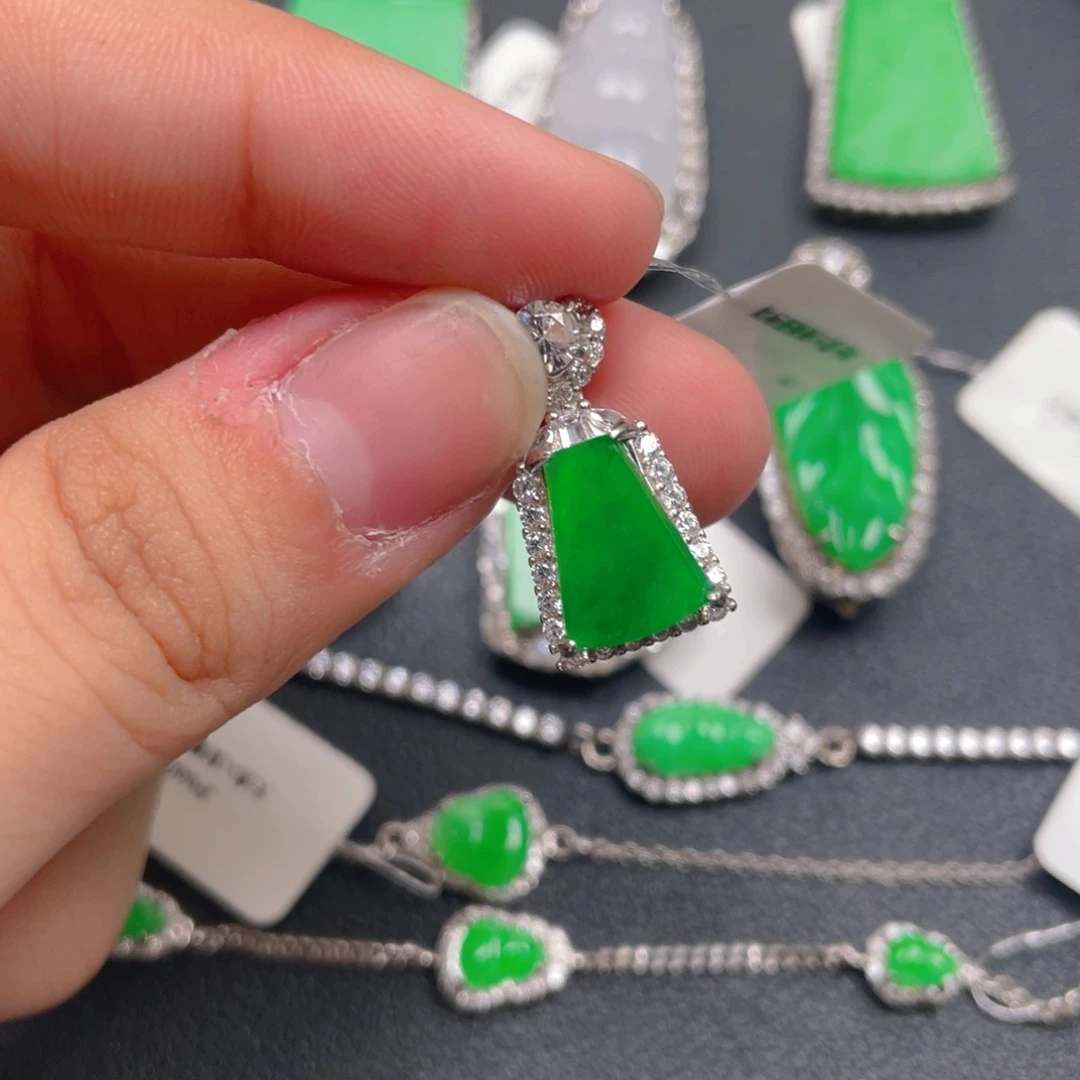 翡翠银S925镶嵌吊坠(不含链)