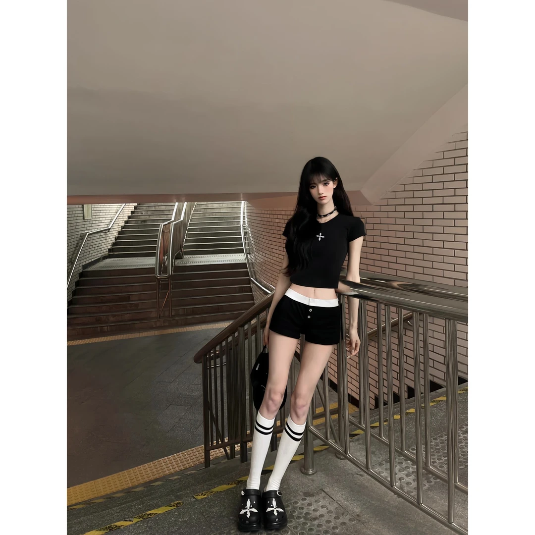 新款美式时尚正肩短款短袖t恤女夏季新款辣妹风修身显瘦百搭上衣