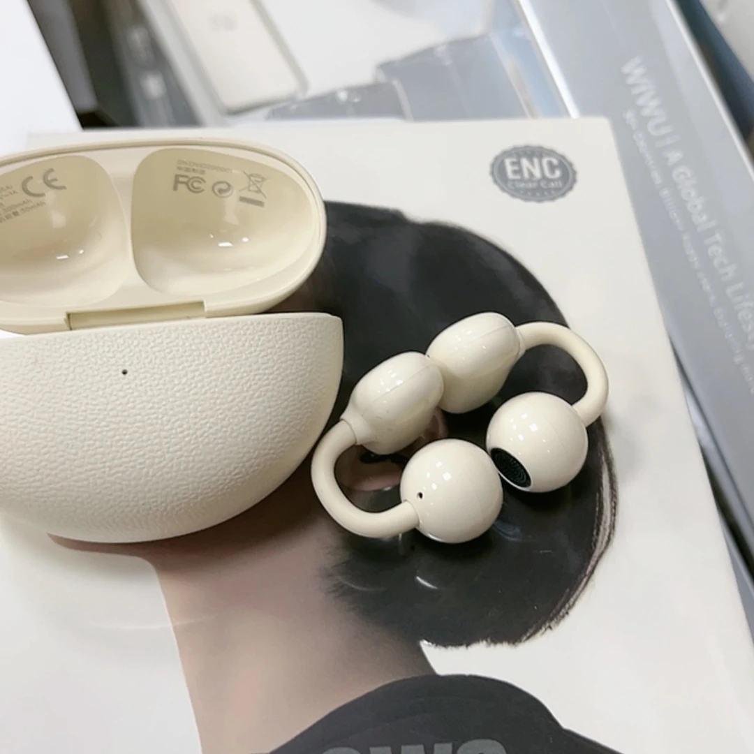 【闪购商品】95新ai耳机白色