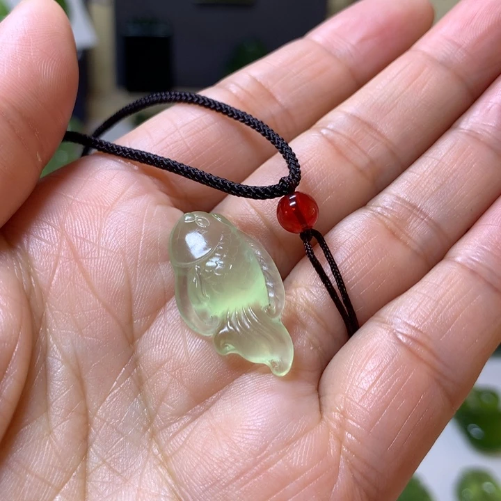 岫玉颈饰未镶嵌吊坠