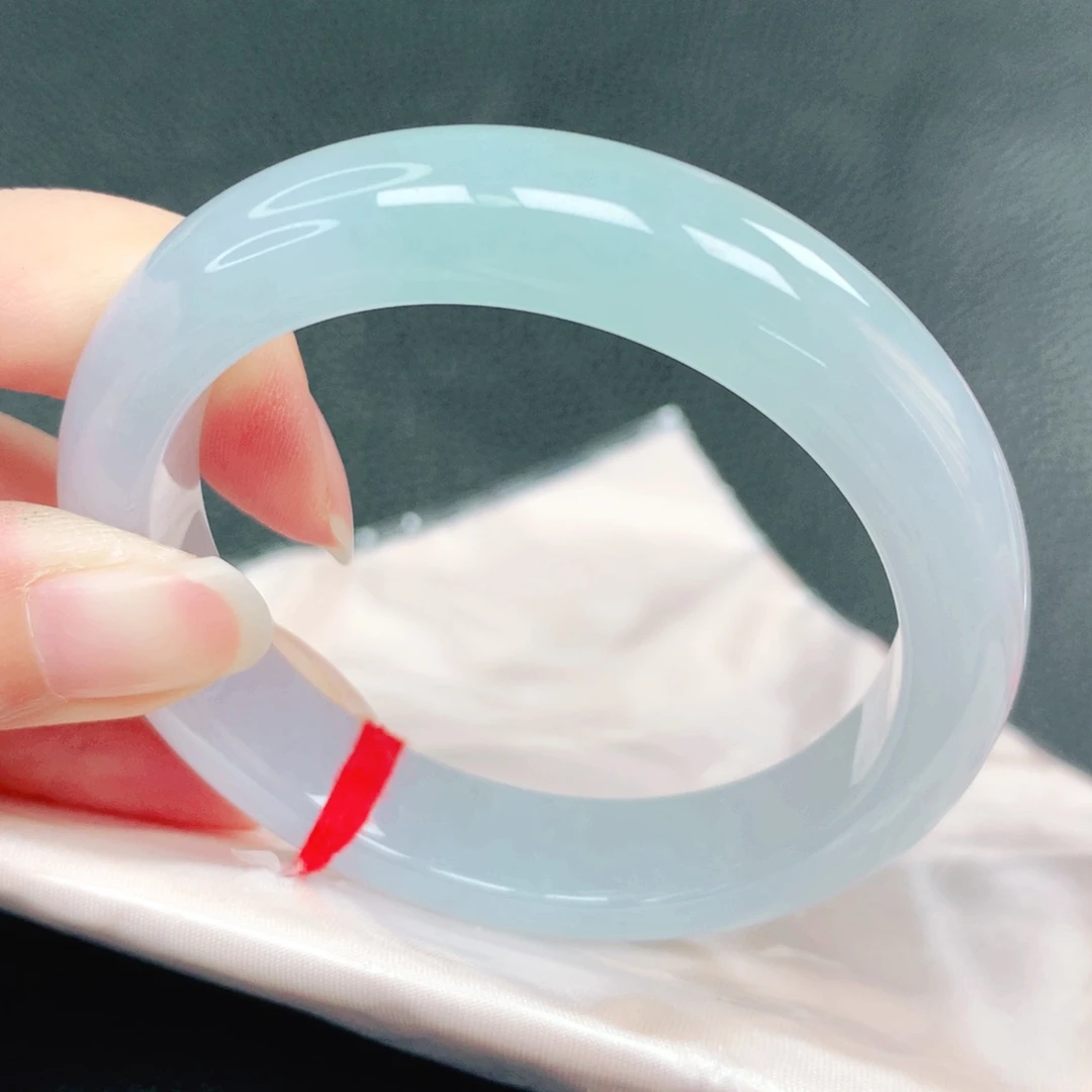 翡翠未镶嵌手镯54圈