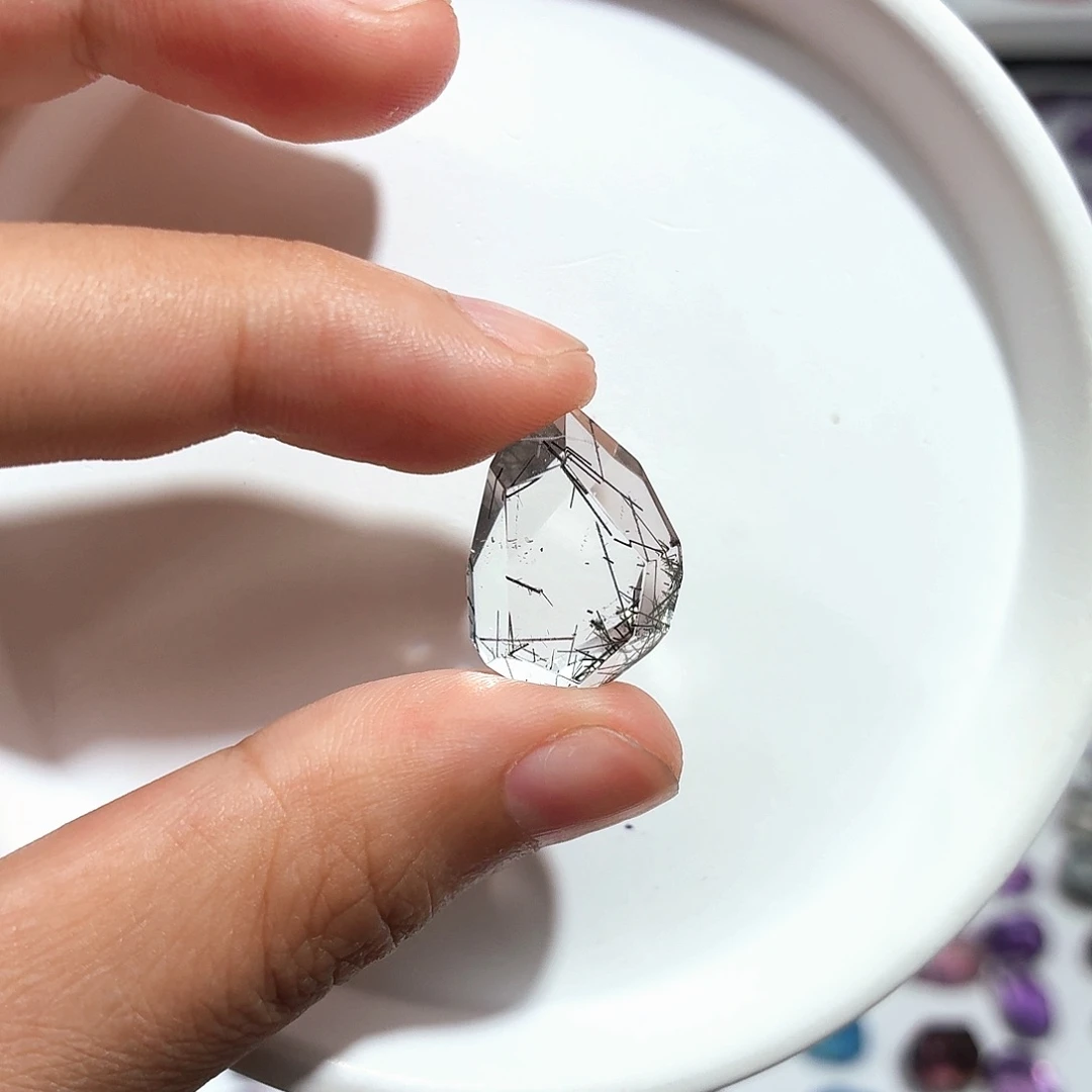水晶珠宝半成品未镶嵌黑发晶