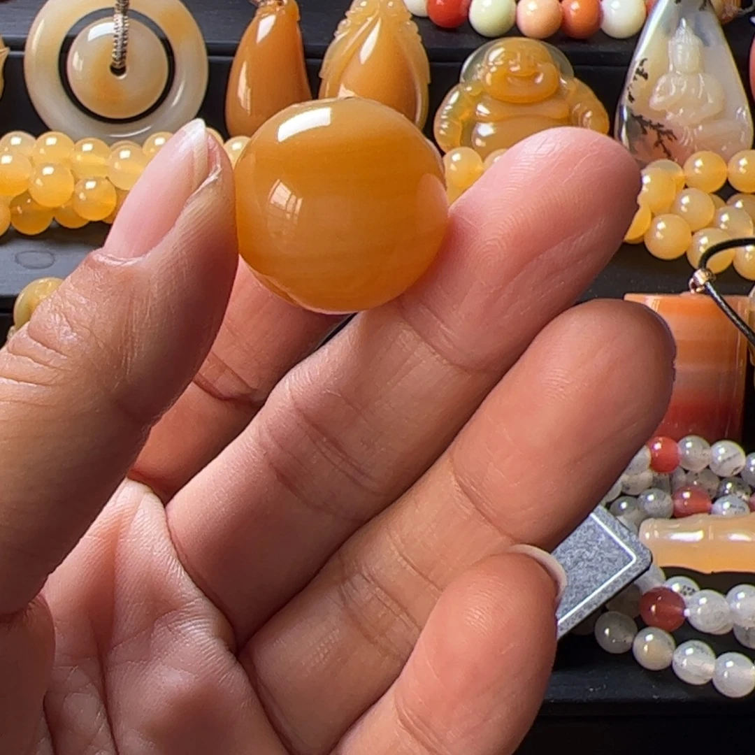 李***乐石英质玉（黄龙玉）银S925镶嵌颈饰