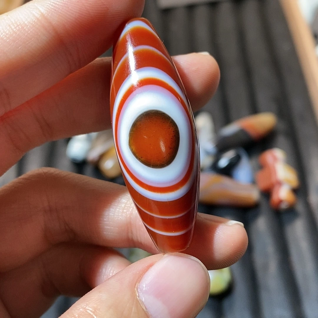 玛瑙/玉髓颈饰未镶嵌龙**化