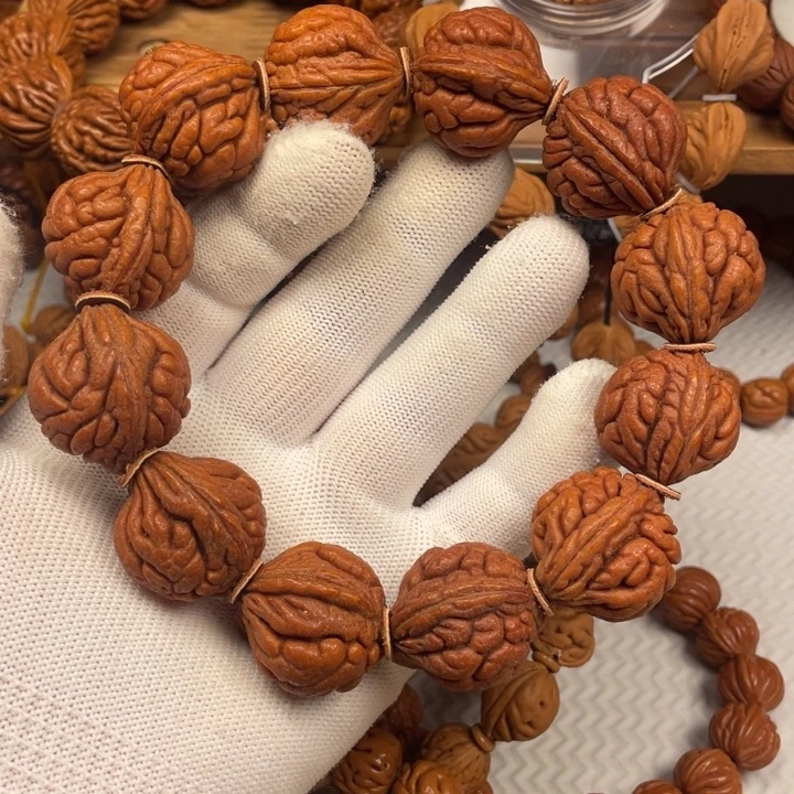 桃木6号链接桃核手串一个