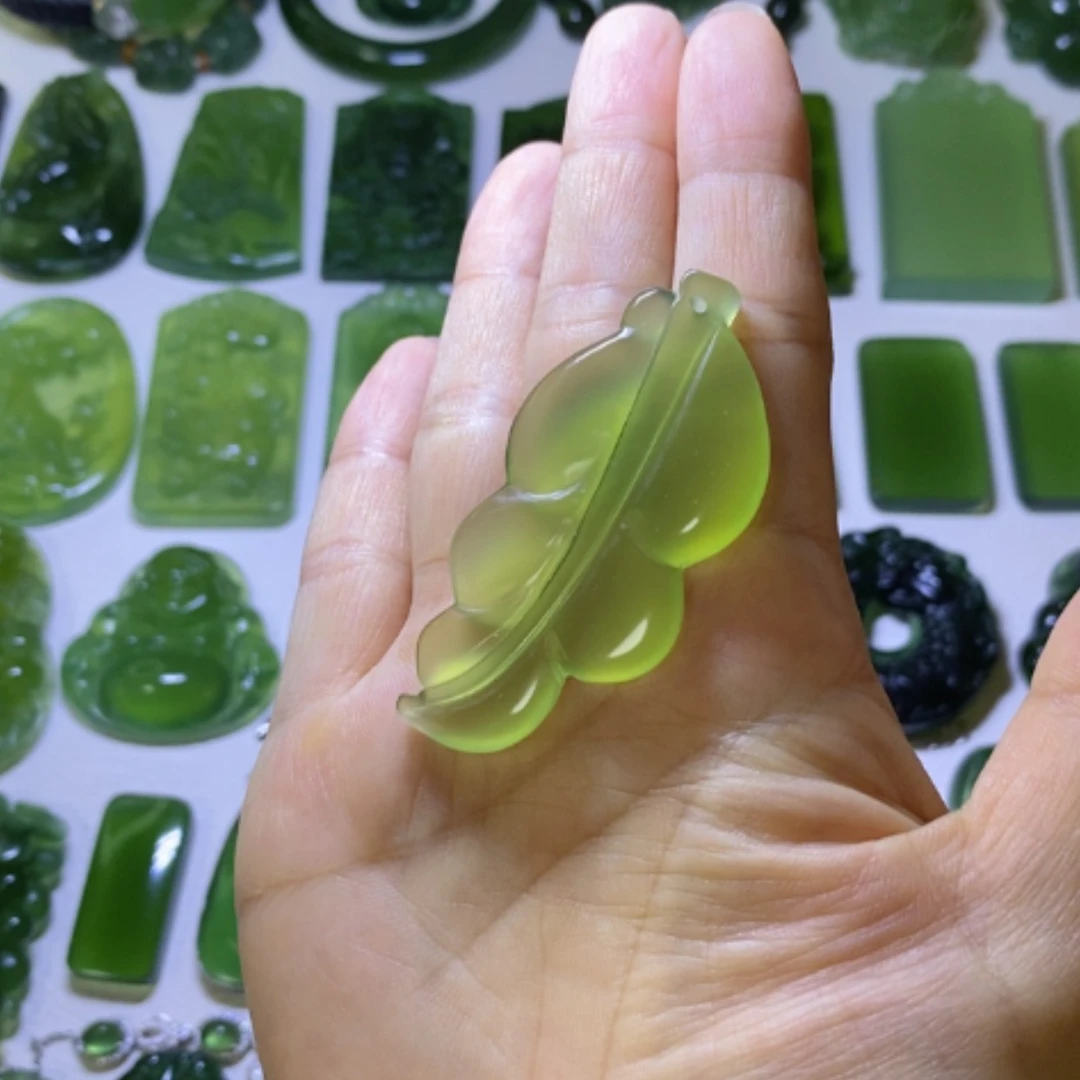 【闪购商品】未镶嵌蛇纹石玉颈饰