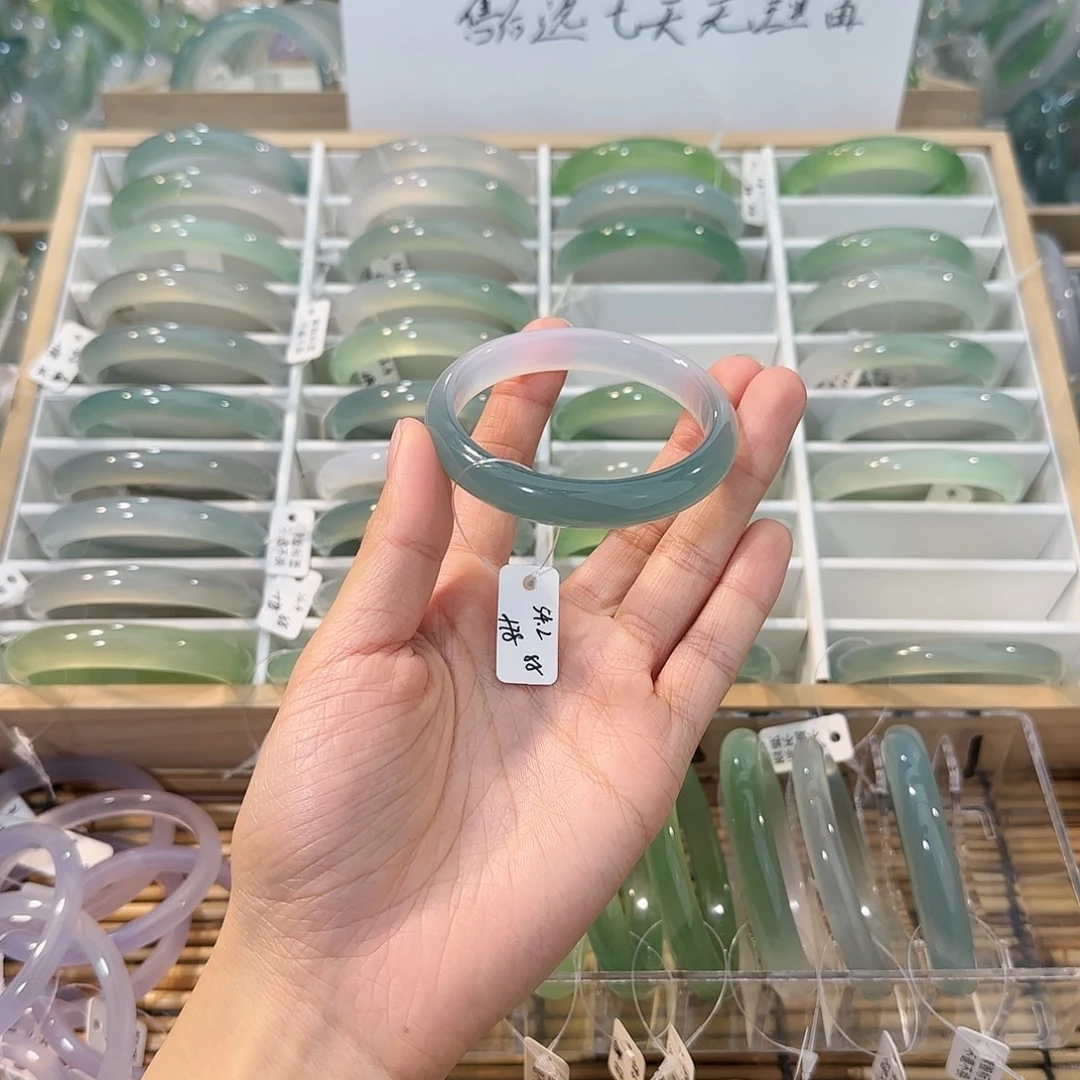 玛瑙/玉髓未镶嵌手镯圈口54.2