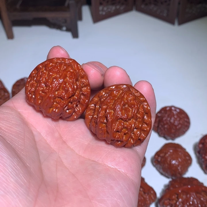 文玩核桃把件白狮子38.10