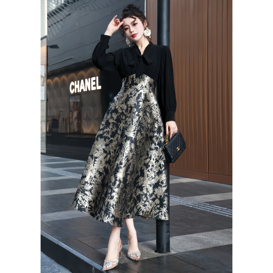 ZEROYK法式优雅连衣裙女高级感名媛气质复古提花小个子百搭a字裙