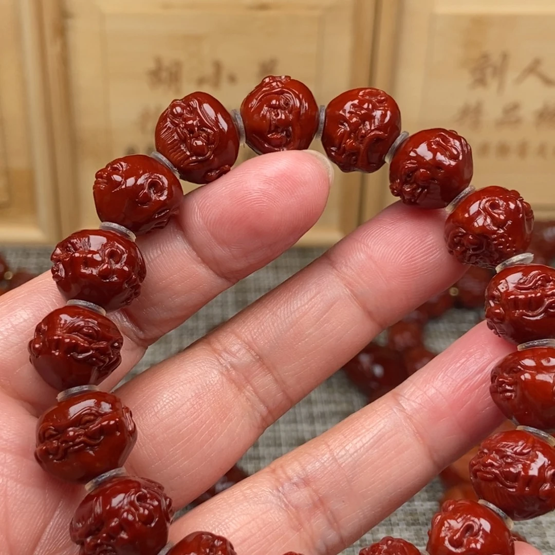 修***性吊坠橄榄核十八罗汉