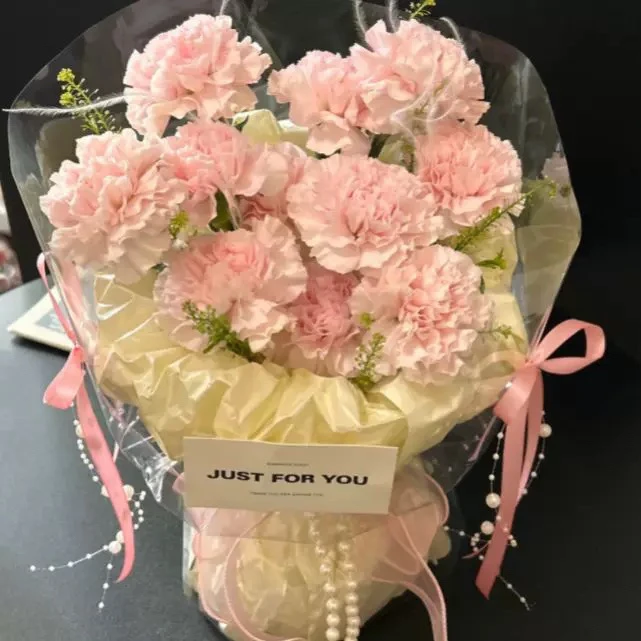 一心一意的爱11支永生花康乃馨花束小香风送妈妈闺蜜生日礼物