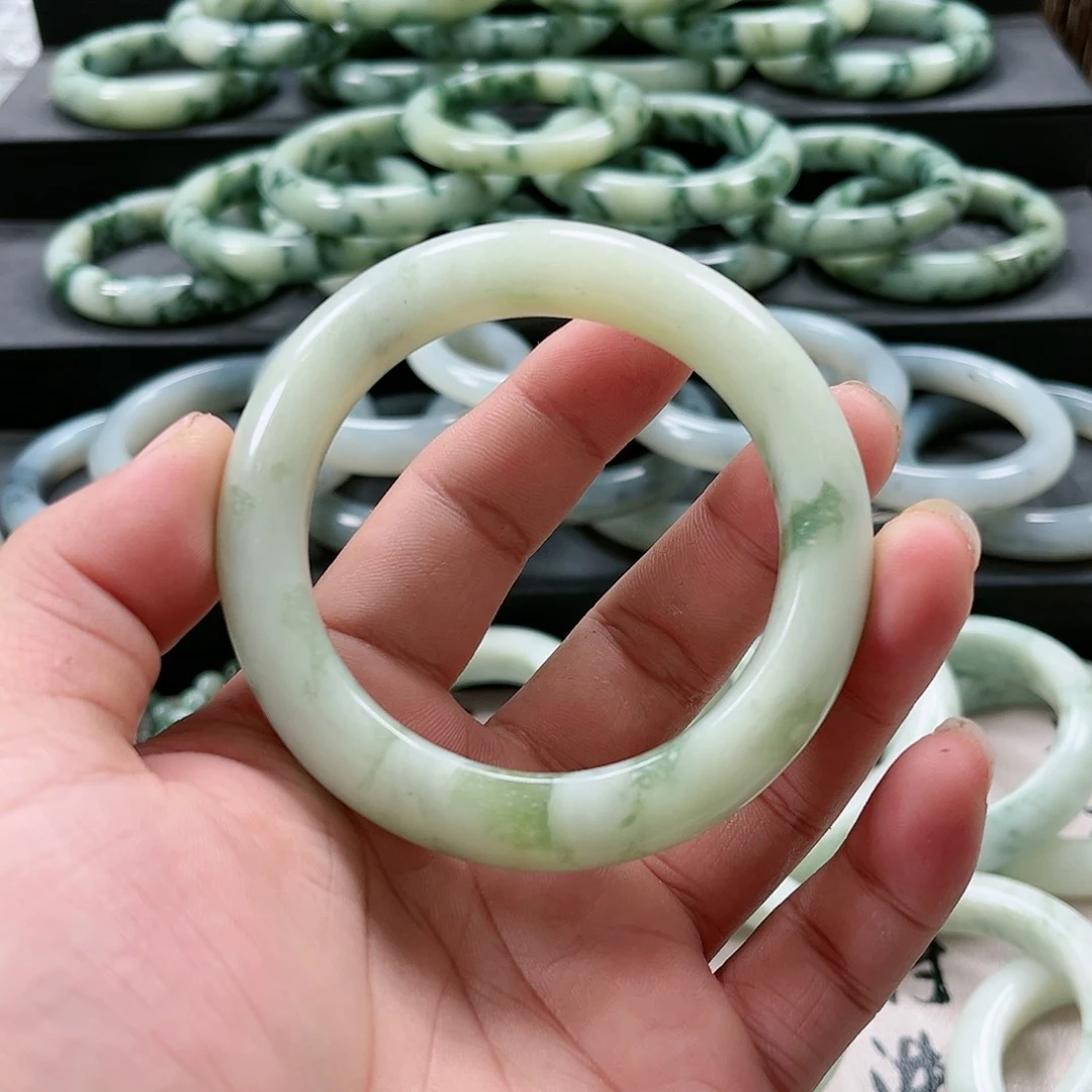 【闪购商品】未镶嵌透闪石-蛇纹石玉手镯温***后