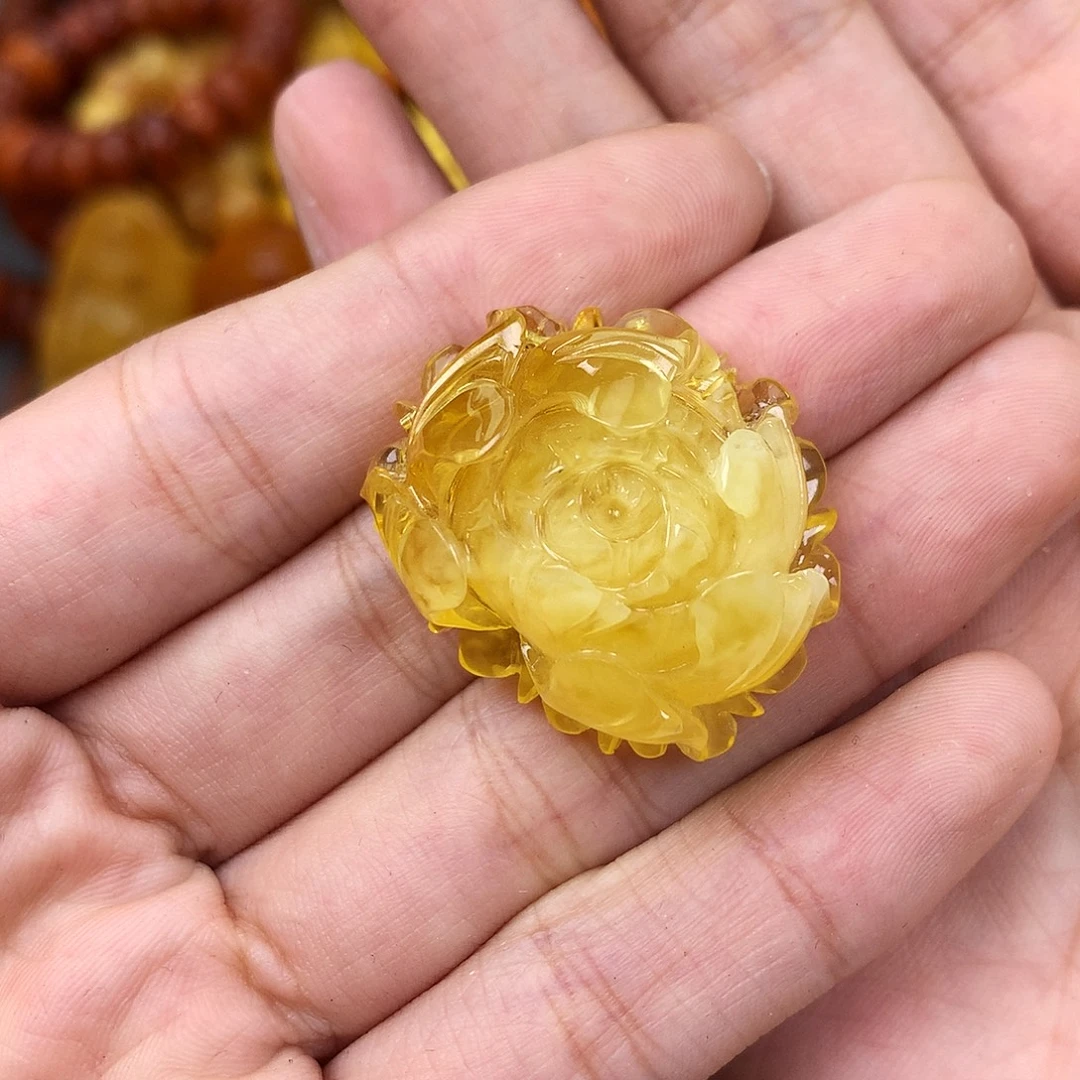 琥珀未镶嵌珠宝奇石