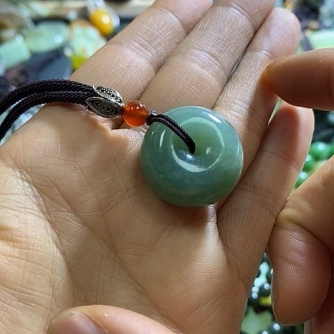 岫玉颈饰未镶嵌多样性发货