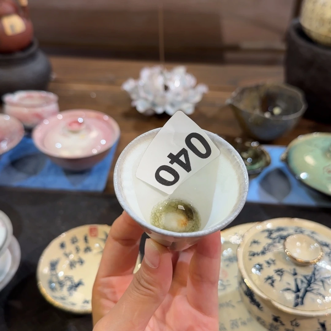 景德镇手作器皿了