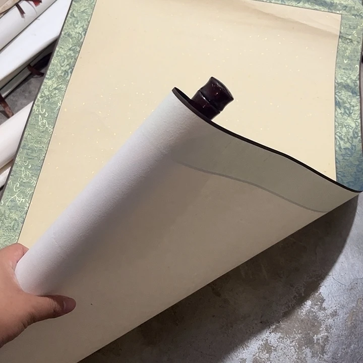 摆件，轴坏，破损，水渍都是正常的