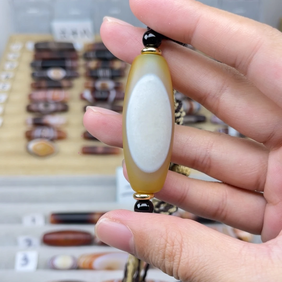 玛瑙/玉髓合金颈饰