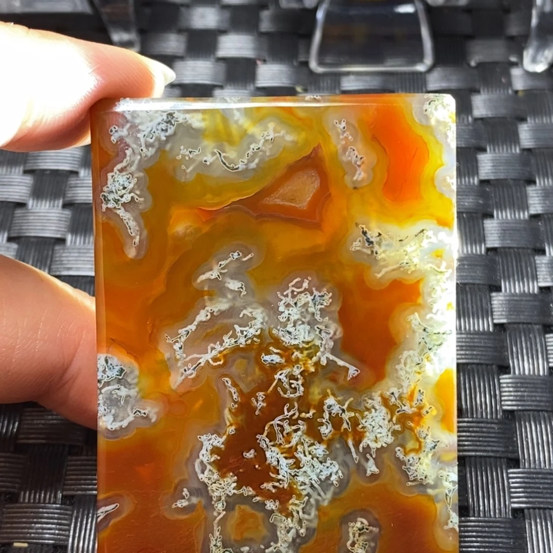 玛瑙/玉髓颈饰未镶嵌玉**瑕