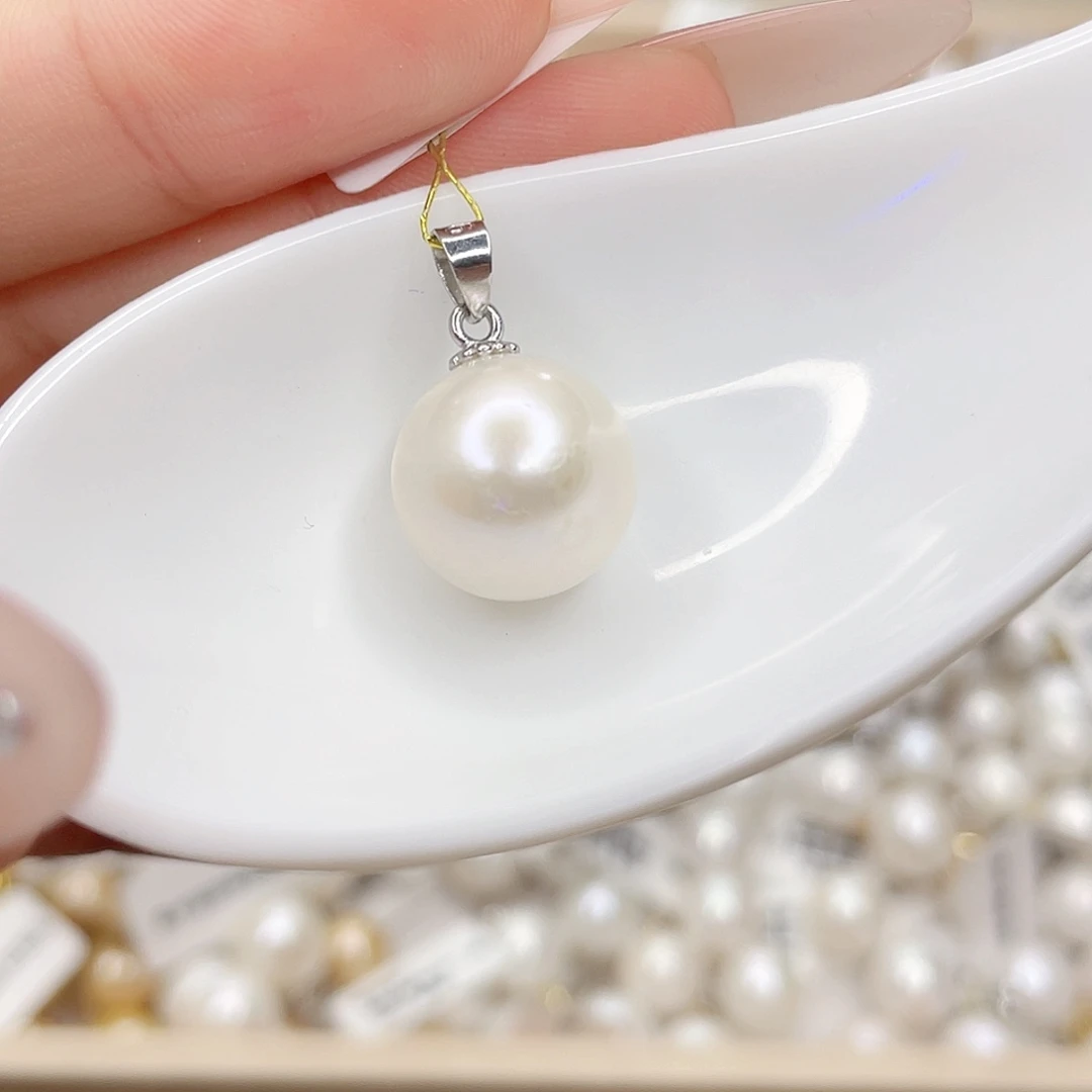 淡水珍珠未镶嵌吊坠(赠链)