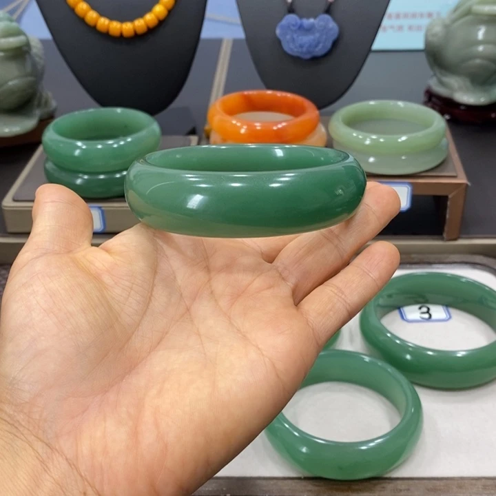 ꧁***꧂颈饰合金石英岩玉
