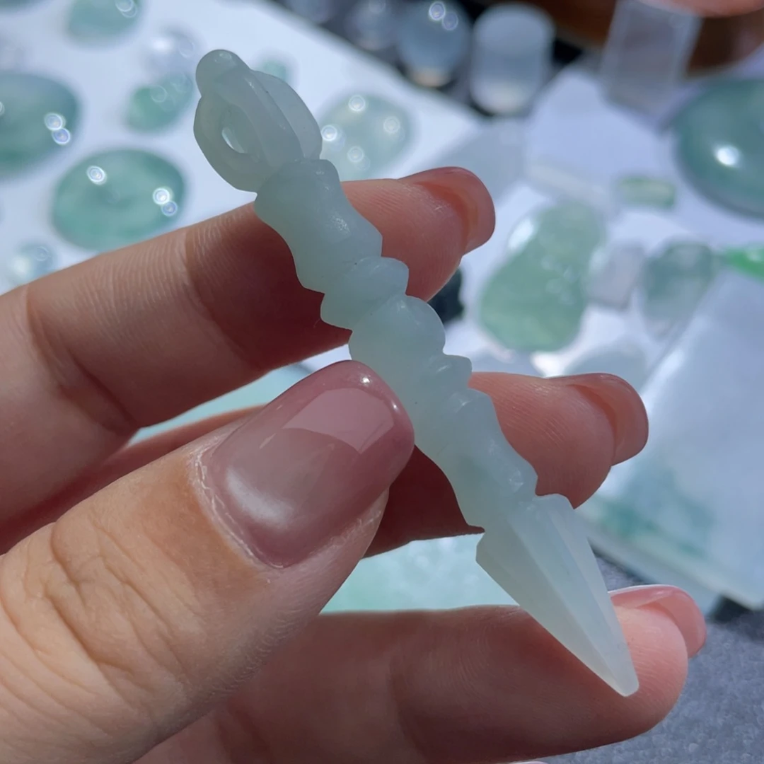 定制翡翠未镶嵌金