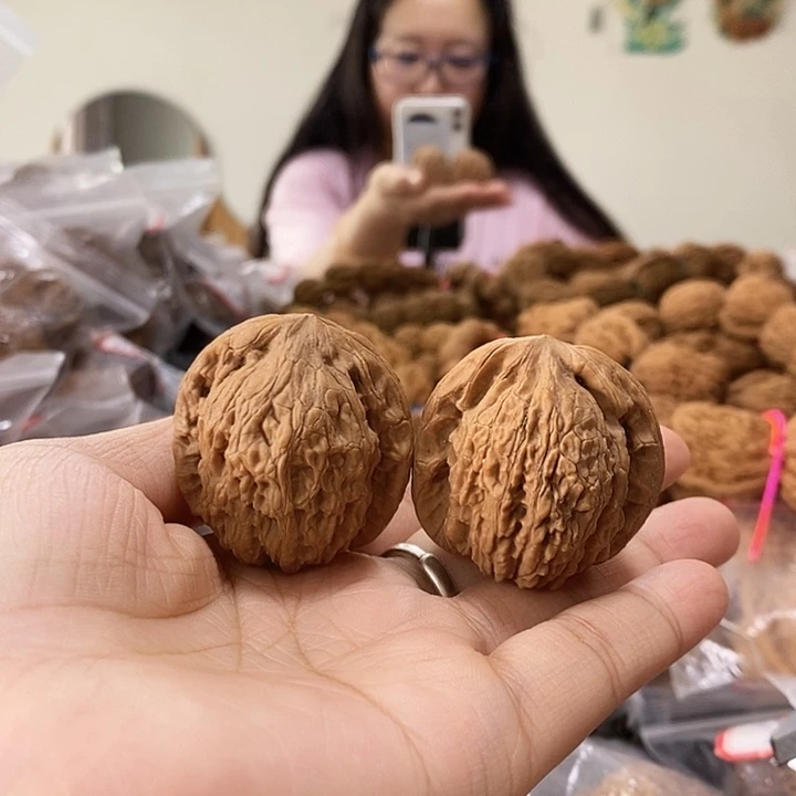 文玩核桃吊坠靠山王36+小水尖