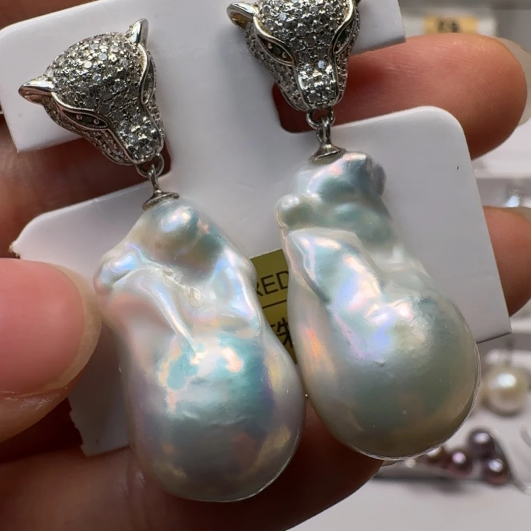 淡水珍珠银S925镶嵌耳饰