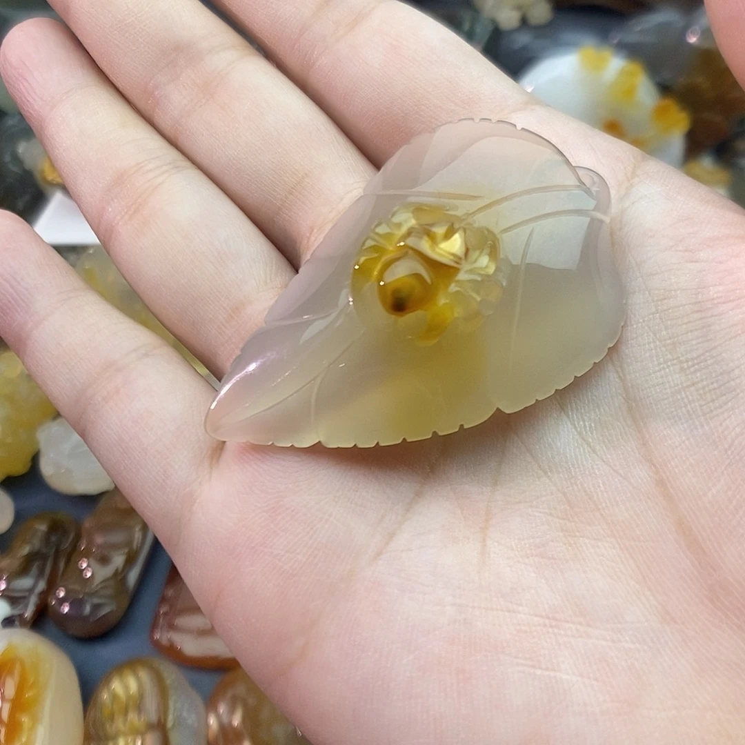 未镶嵌颈饰玛瑙/玉髓