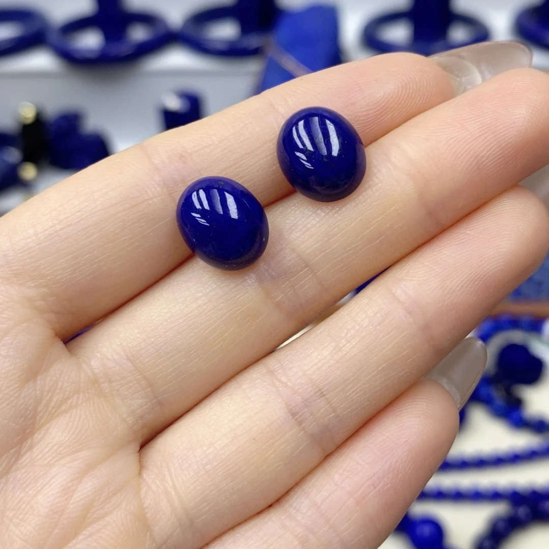 青金石未镶嵌耳饰