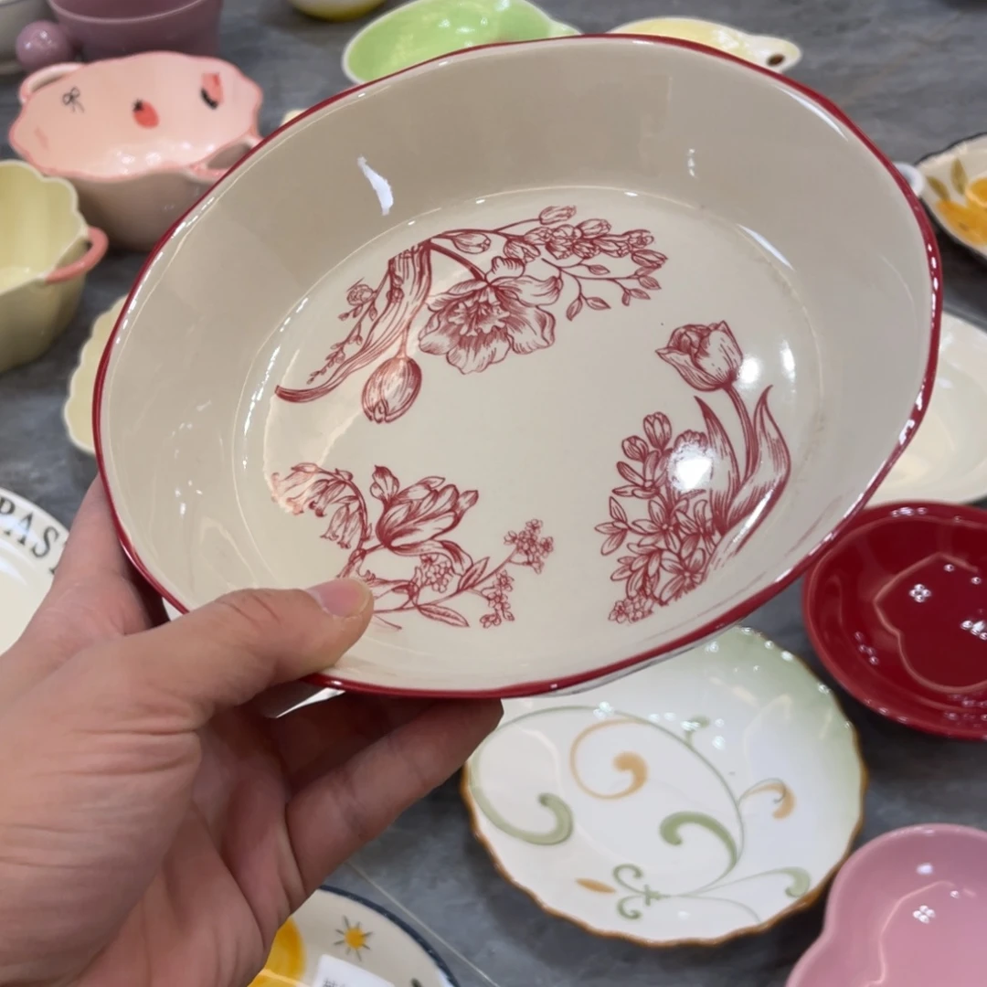 陶瓷微瑕餐具介意勿拍，满18飞！